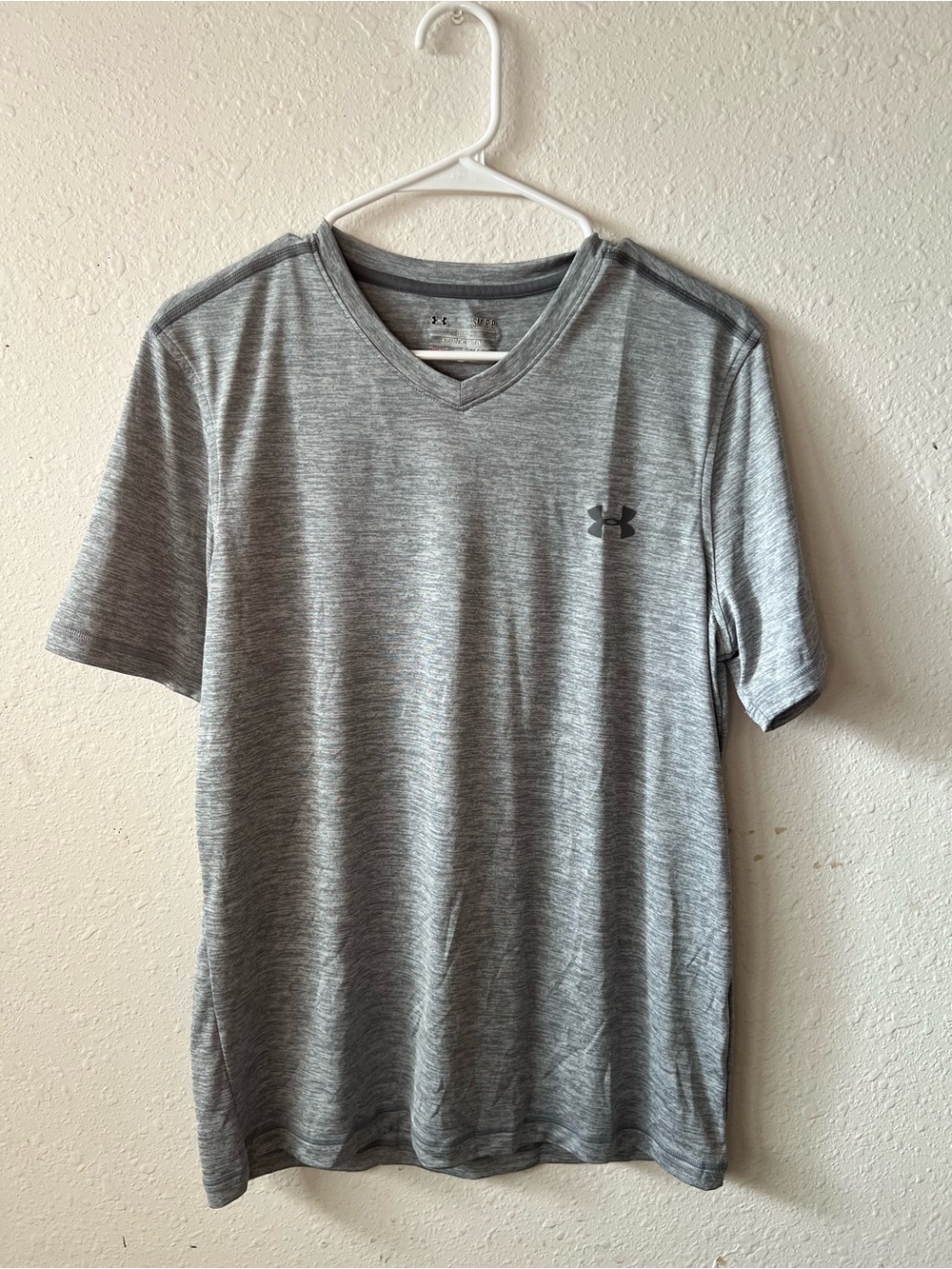 Under Armour Gray Heather V-Neck Short Sleeve Performance Tee